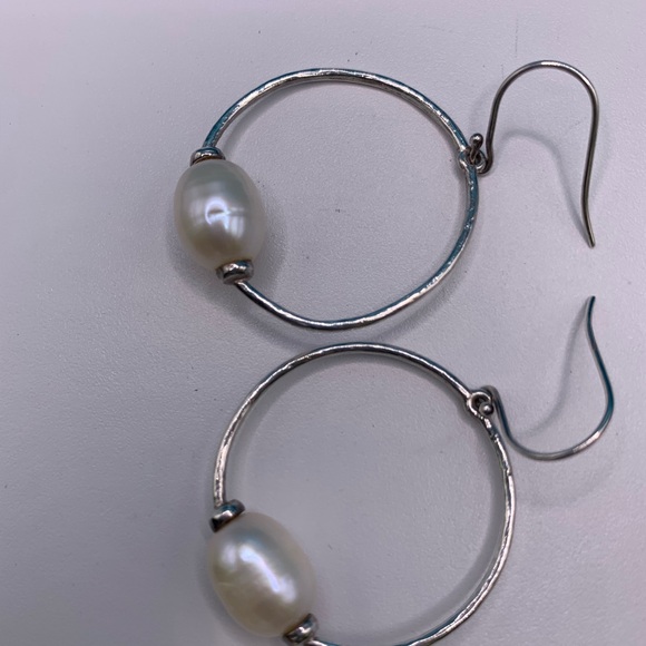Silpada Vintage HTF Sterling Large Pearl Hoop French Wire Earrings - Picture 5 of 12